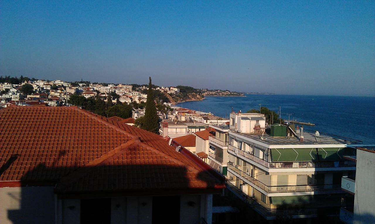Apartment 60M From Sea! Nea Kallikrateia Bagian luar foto