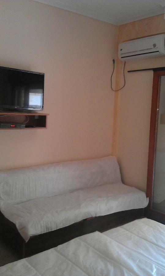 Apartment 60M From Sea! Nea Kallikrateia Bagian luar foto